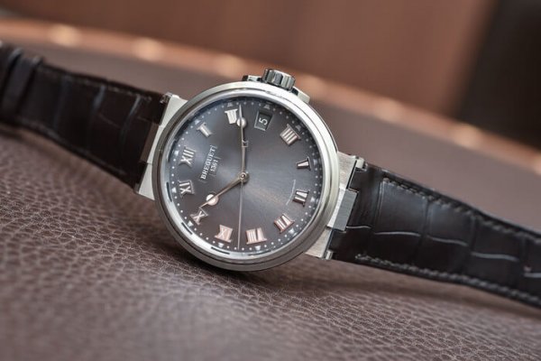 4 Chiếc đồng hồ nam dưới 20.000 USD nên mua nhất năm 2020