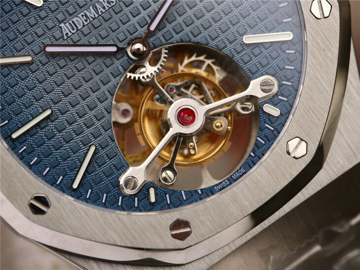 nh gi Audemars Piguet Rep Royal Oak 15400 Blue Dial Watch 3120