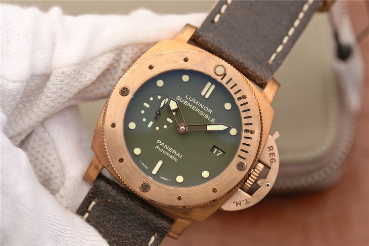 Panerai PAM 382 Luminor Submersible Bronzo Replica Phi n b n V2