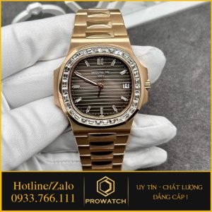 Patek Philippe 1:1 Nautilus 5723R Vàng Khối 18k Kim Cương