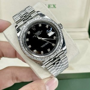 Đồng Hồ Rolex fake Japan Datejust mặt đen viền đá